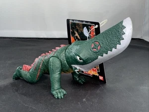 1999 BANDAI 6" Scale GUIRON Vinyl Figure with TAG Gamera Memorial Box USA Seller - Picture 1 of 5