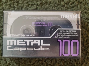 NUOVO Maxell TYPE IV METAL Capsule 100 Audio Blank Cassette Tape M-CP100 - SIGILLATO - Foto 1 di 3