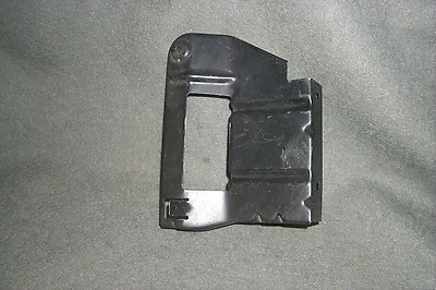 Soporte de carcasa de faros NOS 1971/71 Mercury Montego MX-Villager Station Wagon Foto 1 de 4