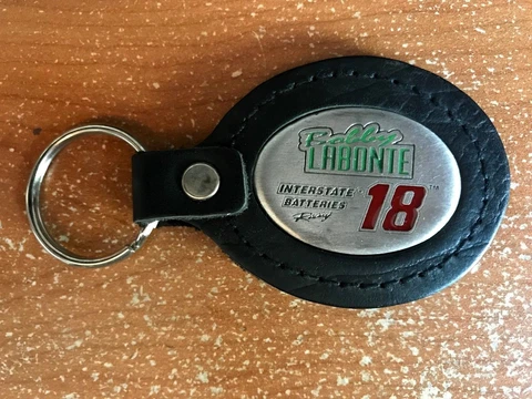 BOBBY LABONTE #18 INTERSTATE BATTERIES PEWTER KEYCHAIN IN-CASED IN LEATHER NEW Cover