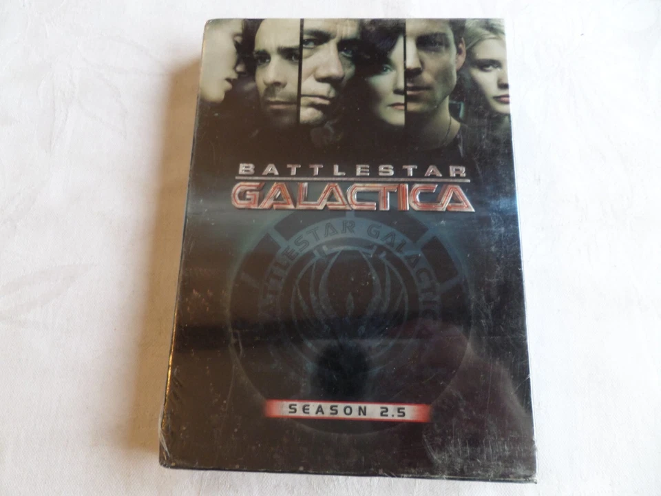 Battlestar Galactica - Season 2.5 (DVD, 2006, 3-Disc Set) - NEW!! - Image 1 of 2