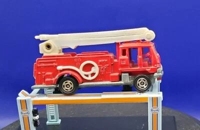 Vintage Tomica No. 3 Squirt Fire Engine - Image 1 of 4