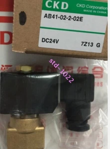 Nuevo Electroválvula CKD AB41-02-2-02E, DC24V 1 PIEZA - Imagen 1 de 1