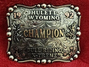 Rodeo BULLRIDING X~Treme Champion Trophy Buckle☆Hulett Wyoming☆1992☆Rare☆07 - Picture 1 of 14