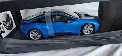 BMW i8 HYBRID 2015 1:18 PARAGON 80432336840 come nuovo/ as new - Immagine 1 di 4