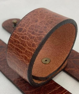 Par de pulseras brazaletes de cuero antiguo de 1" en blanco ajustables 3 tamaños - Imagen 1 de 7