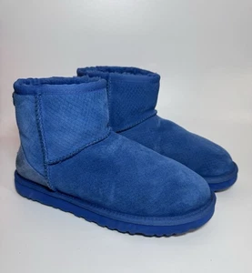 UGG Boots Classic Mini Exotic Scales Marineblau Größe 8 - Bild 1 von 14