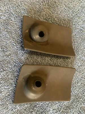 All Classic SAAB 900 WINDSCREEN WIPER ARM RUBBER COVER LEFT & RIGHT oem - Image 1 of 4