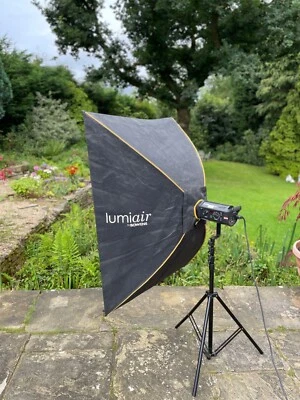 BOWENS LUMIARE SOFTBOX APPROX 1M RECTANGULAR - Image 1 of 4