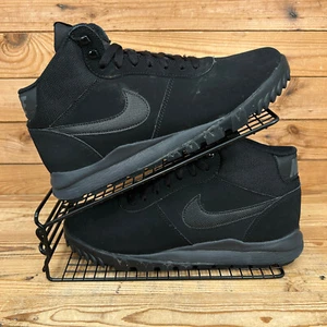 Nike Trainers Men Size UK 7 Hoodland Suede Black Mid Hiking Walking Winter Boots - Picture 1 of 13