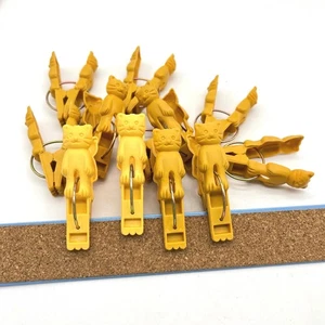 Vintage Novelty Kitty Cat Clothespins Cute Spring Loaded Laundry Clips Set of 12 - Picture 1 of 4