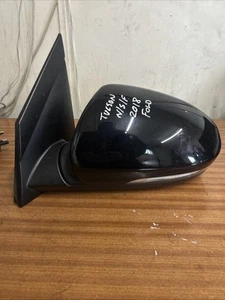 HYUNDAI TUCSON PASSENGER SIDE DOOR MIRROR WITH INDICATOR POWER FOLDING 8 PIN - Picture 1 of 7