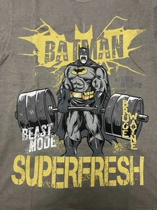 Herren Superfresh Batman Deadlifting Shirt - Größe M - Bild 1 von 6