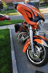 Numbered (31 of 200) low mileage.  Bike is like new, new tires , new brakes - Picture 1 of 5