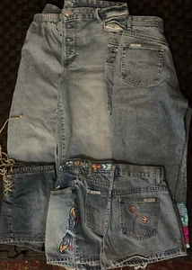 4.8 Lbs. Denim Blue Jeans For Crafts Quilting Upcycle Full Jeans & Shorts Denim - Picture 1 of 4