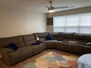 Beautiful Curved Sectional With Four Recliners - Picture 1 of 2