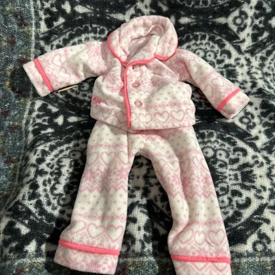 Розовая пижама в фланелевом стиле Our Generation для 18-дюймовой куклы. - Изображение 1 из 4