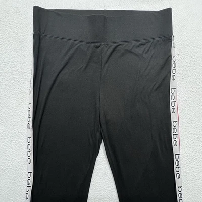 Leggings Bebe pretas com logotipo lateral feminina tamanho grande - Imagem 1 de 4
