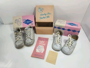 2 Vintage Pair Wee Walker Shoes In Original Boxes W/ Pamphlet & Recept 1965 READ - Picture 1 of 16