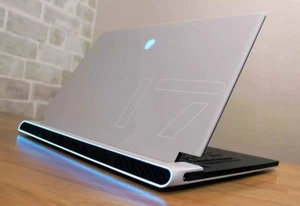 Gaming Laptop Alienware x17 R2 - Bild 1 von 10