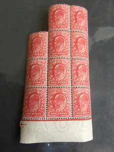 BLOCK 11 EDWARD V11 STAMPS GB MINT WITH GUM, A FEW SMALL CREASES - Picture 1 of 2