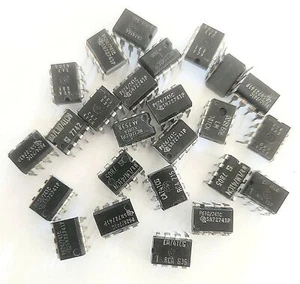 LM741 Op. Amplifier. VI=10v, Vmax 45V, Ib=500nA, Iout=25mA - Mixed Lot of 25 - Picture 1 of 1