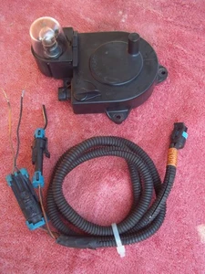 Chevy truck under hood retractable trouble light 88 to 94- Works - Picture 1 of 5