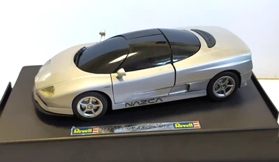 REVELL 1:18 AUTO DIE CAST ITALDESIGN NAZCA M12 ARGENTO    ART 8812 - Immagine 1 di 4