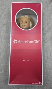 American Girl Julie Albright 18 Zoll Puppe mit Box Outfit Schuhe Tasche F6306 AF1C - Bild 1 von 18