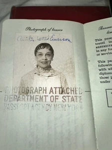 Anita Loos Signed PASSPORT - FIRST WOMAN SCREEN WRITER IN HOLLYWOOD - Very RARE - Bild 1 von 16