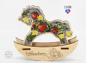 DIY Counted cross stitch kit on wood "Strawberry" - Picture 1 of 10