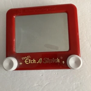 Vintage Travel Etch A Sketch Classic Red by Ohio Art Toy 6 inches - Picture 1 of 3