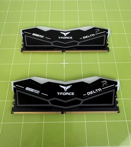 TeamGroup T-Force Delta RGB 32GB (2x16GB) DDR5 RAM 6400MHz [FF3D516G6400HC38GBK] - Imagen 1 de 3