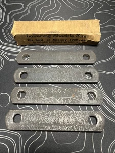 Shackle Lowering Kit for Ford & Mercury  1932-1948 - Picture 1 of 2