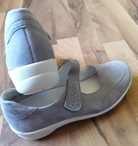 NEU !!Lederschuh mit Schmucksteinchen,Gr.4,5/WeiteK von Semler, NP 125 Euro! - Bild 1 von 7