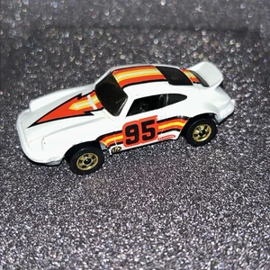 Hot Wheels The Hot Ones P-911 Porsche #95 Raro Blanco R431 - Imagen 1 de 6