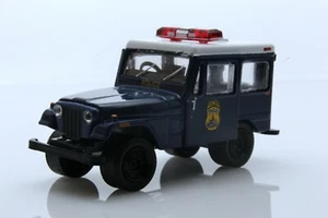 1974 Jeep DJ-5 Indianapolis Indiana Police Car 1:64 Scale Diecast Model - Picture 1 of 7