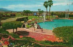 Palm Desert CA "Shadow Mountain Club East of Palm Springs" Postcard California - Picture 1 of 2