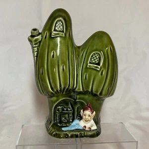 Vintage Green Sylvac Pixie House Vase Ornament 4790 (Small Chip on Back) - Picture 1 of 11