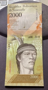 2000 Dos Mil Bolivares Soberano 2016 VENEZUELA Uncirculated Banknote Prefix "C" - Picture 1 of 5
