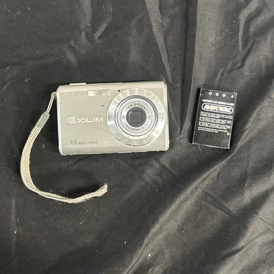 Casio Exilim EX-Z70 Compact Digital Camera 7.2 MP 3x Zoom w/ Battery NO CHARGER  - Image 1 of 4