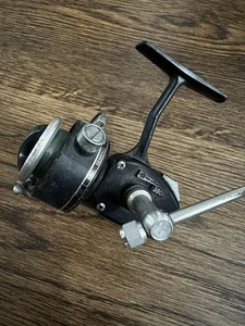 Vintage Garcia Mitchell 3800 Spinnrolle Frankreich - funktioniert super - Bild 1 von 8