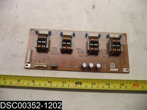 Used: RUNTKA183WJZZ Sharp Backlight Inverter Board QKITF0124SBP2 - Picture 1 of 5