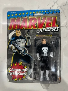 1990 #4806 TOY BIZ MARVEL SUPER HEROES *THE PUNISHER* ACTION FIGURE NIB - Picture 1 of 2