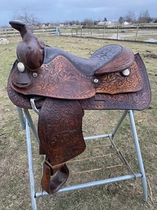 Used /Vintage 15" Floral tooled Big Horn Pioneer Western saddle VGC - Picture 1 of 12