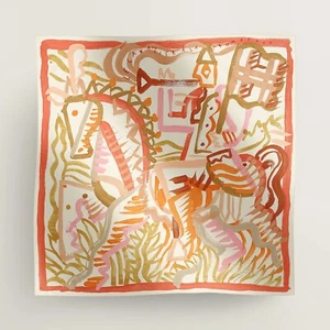 BNIB HERMES Le Cavalier a la Trompette scarf 90cm Silk Carre Brushstroke Knight - Picture 1 of 6