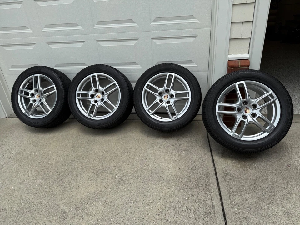 11-18 PORSCHE CAYENNE (958) 19x8.5 ALUMINUM ALLOY 5 DBL SPOKE WHEEL RIM/TIRE SET - Image 1 of 4