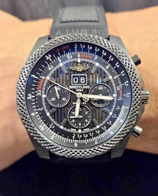 Breitling Bentley 6,75 velocidades carbono medianoche con caja y papeles M44364 Foto 1 de 4