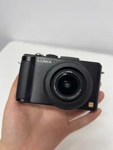 Panasonic DMC - LX7 10.1MP Black Digital Cam for Stunning Time Lapse Clips - Picture 1 of 9