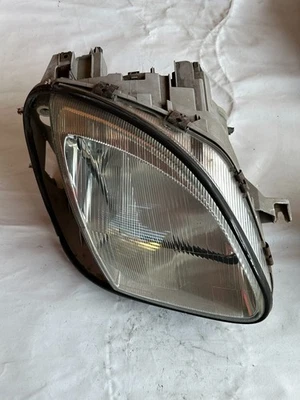 Faro derecho mercedes-benz r170 slk 1708200261 faro principal m467 Foto 1 de 4